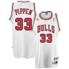 Scottie Pippen Chicago Bulls White Jersey
